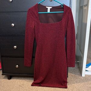 H&M Elegant Burgundy Glitter Long Sleeve Dress